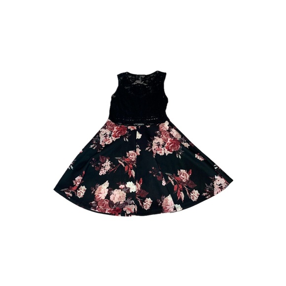 Ardene Black Lace and Pink Flower Dress (Large) - Picture 2 of 2